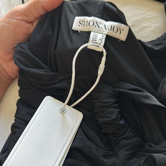 Shona Joy Black Midi Dress - Picture 6 of 6